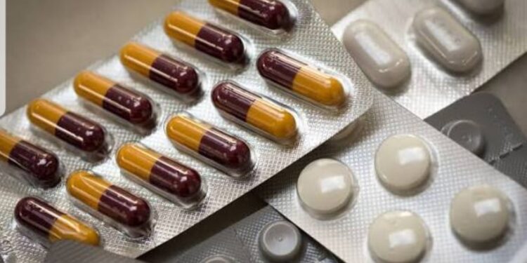 Sud-Kivu: La société civile de Mwenga alerte sur une pénurie critique de médicaments dans quatre zones de santé